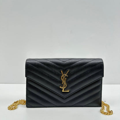 【Welcome Deal】Saint Laurent/YSL Chevron Monogram Envelope Grain De Poudre Black WOC