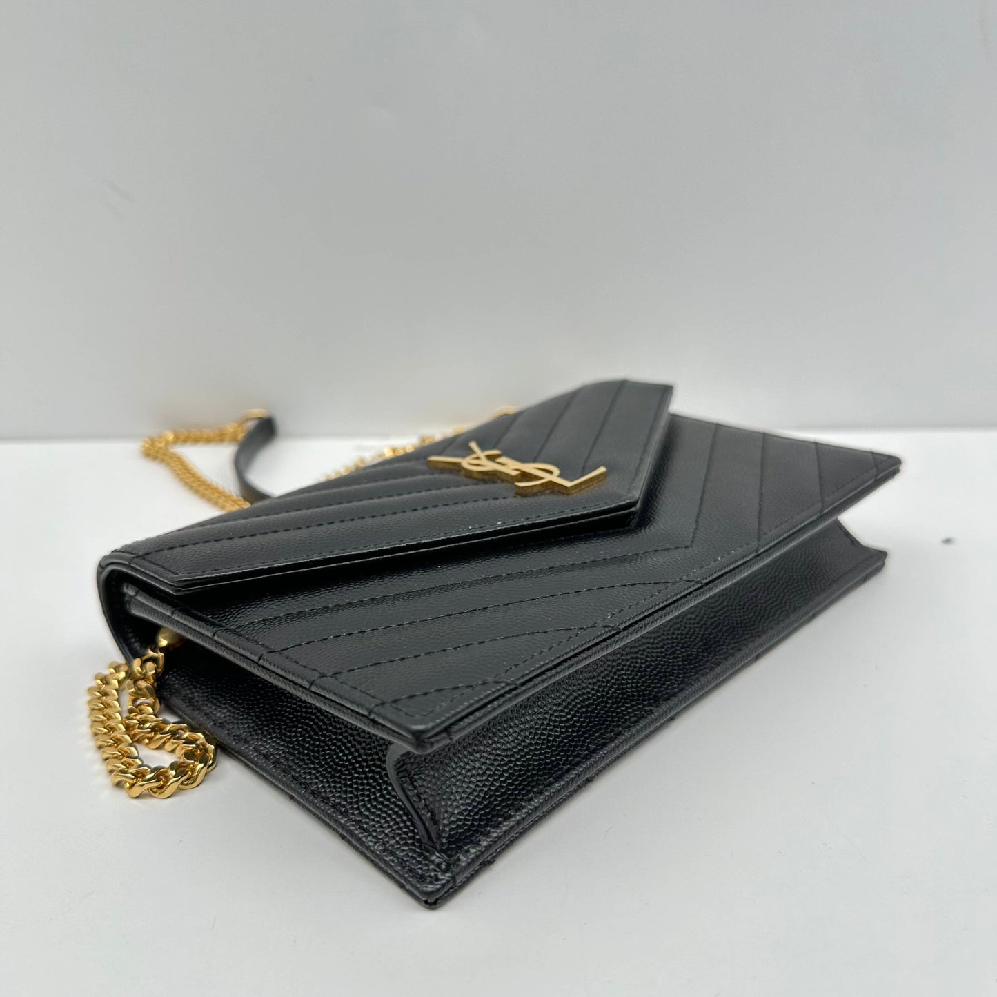 【Welcome Deal】Saint Laurent/YSL Chevron Monogram Envelope Grain De Poudre Black WOC